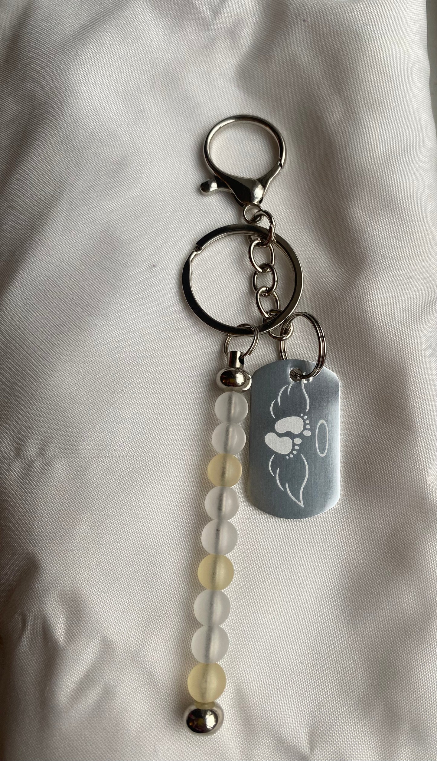 Gift for Loss – Memorial Keychain, Sympathy Keepsake, In Memory of Loved One (White)